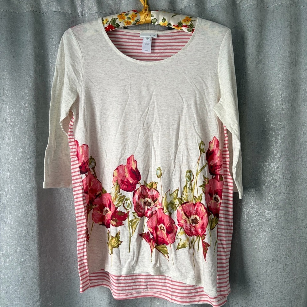 J. Jill Cream and Pink Floral Long Sleeve Top‎